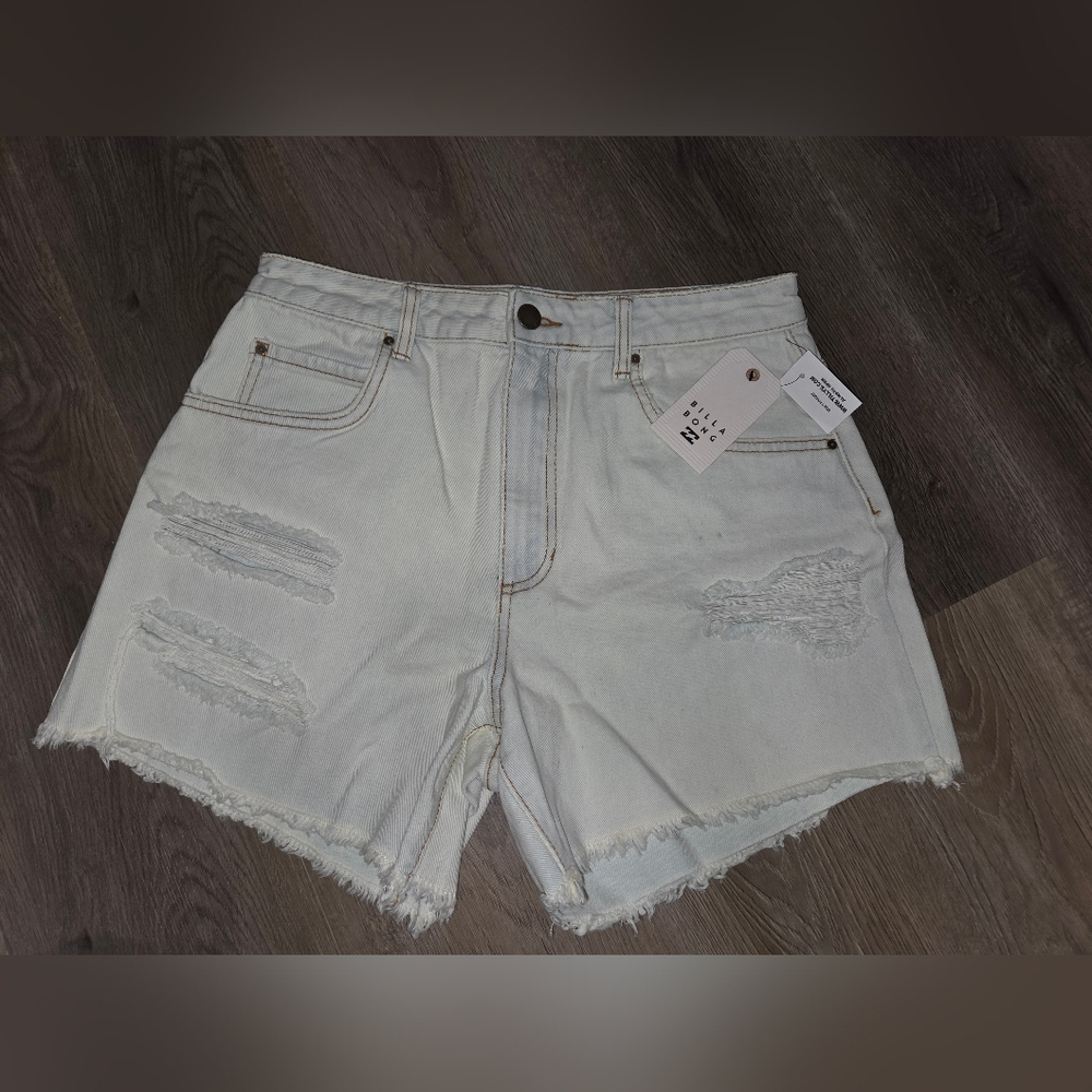 NWT Womens Billabong Light Blue Distressed Jean Shorts Size 30